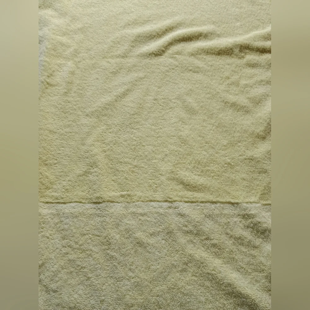 Vintage Yellow Fieldcrest All Cotton Face Bath Towel sculpted floral